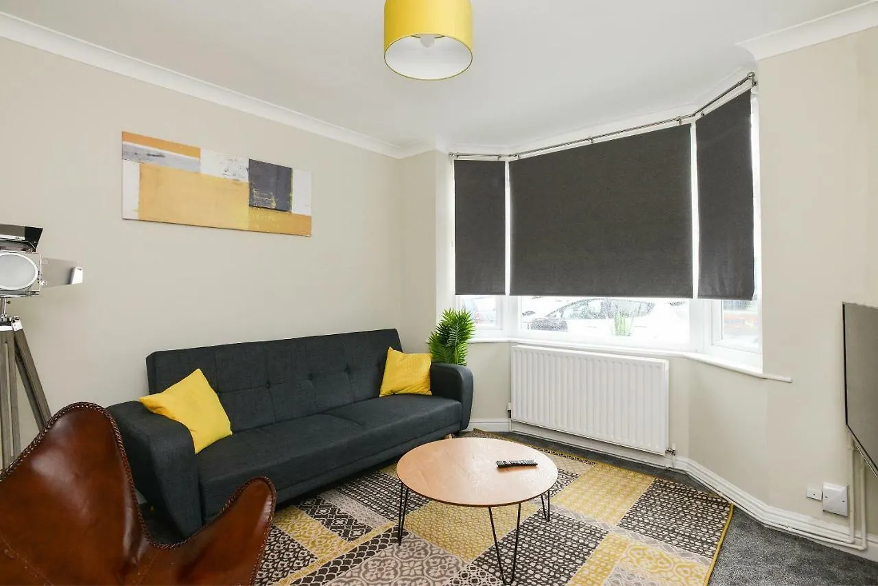 Cosy House In The Heart Of Beeston With Free Parking And Wifi Villa Nottingham Holiday home